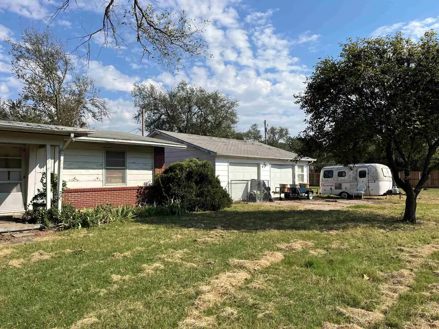 2840 N Halstead, Wichita, KS 67204 - Image #2