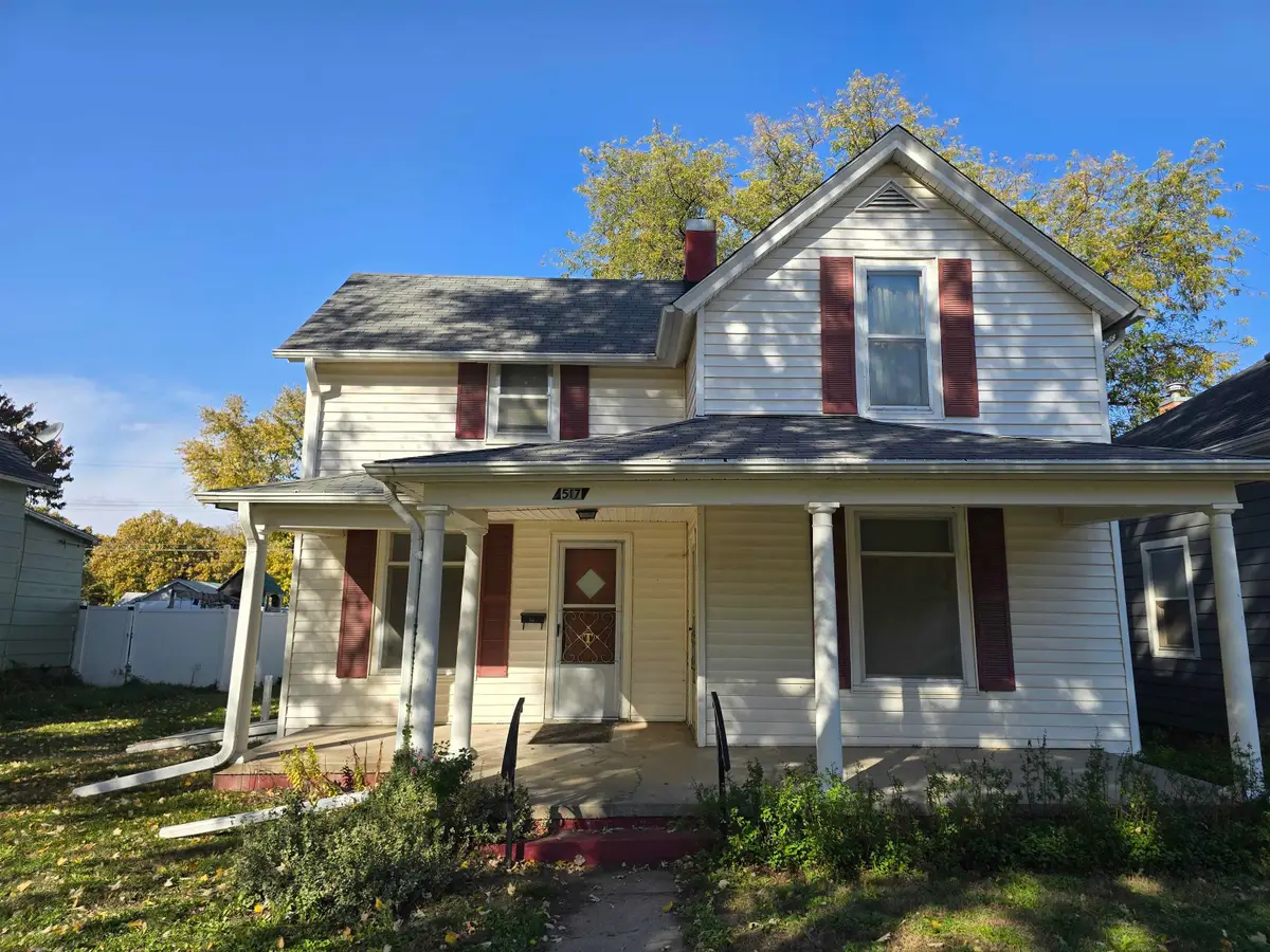 517 E 7th St, Concordia, KS 66901 - Image #1