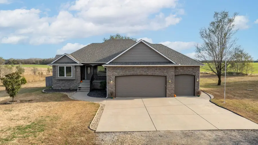 35701 W 47th St S, Cheney, KS 67025 - Image #2