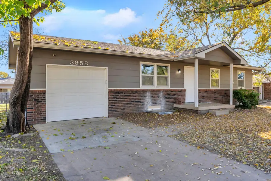 3958 N Edgemoor St, Bel Aire, KS 67220 - Image #2