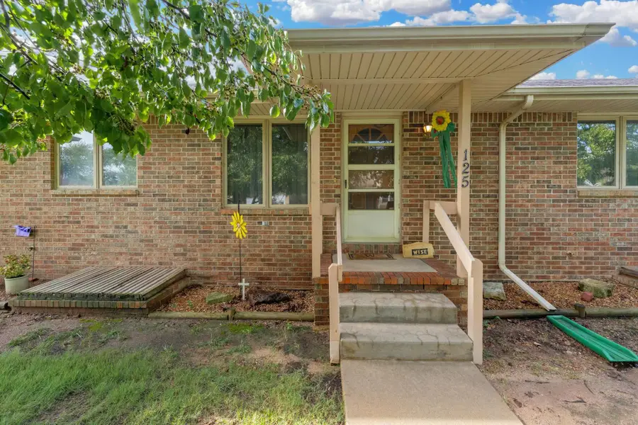 125 W 3rd Ave, Cheney, KS 67025 - Image #2