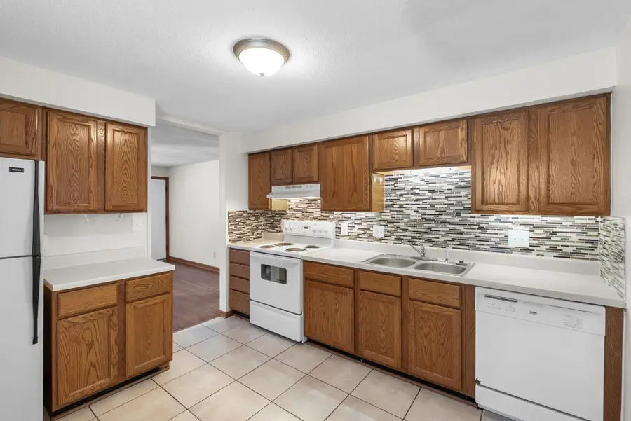 1133 Waverly St, Wichita, KS 67218 - Image #2