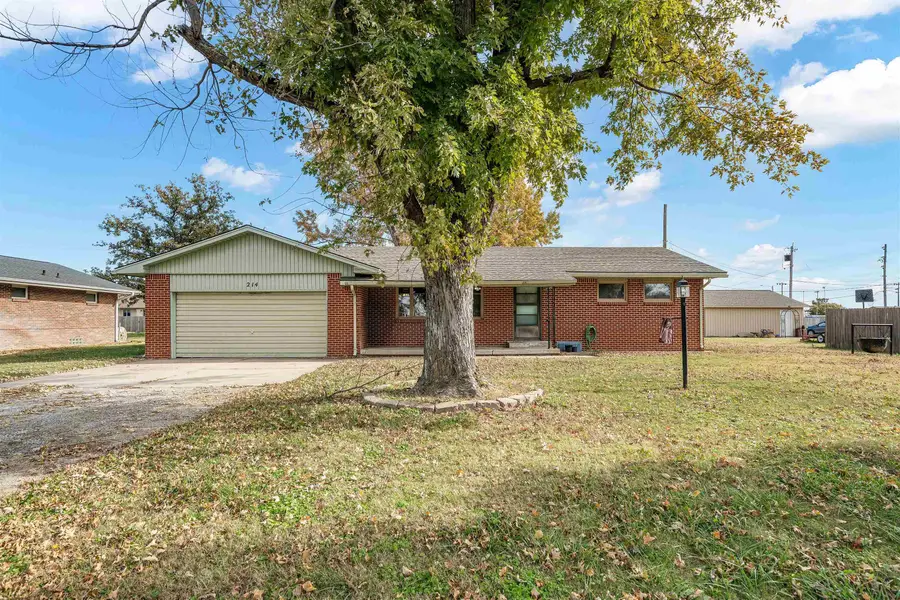 214 N Sedgwick Ave, Burrton, KS 67020 - Image #3