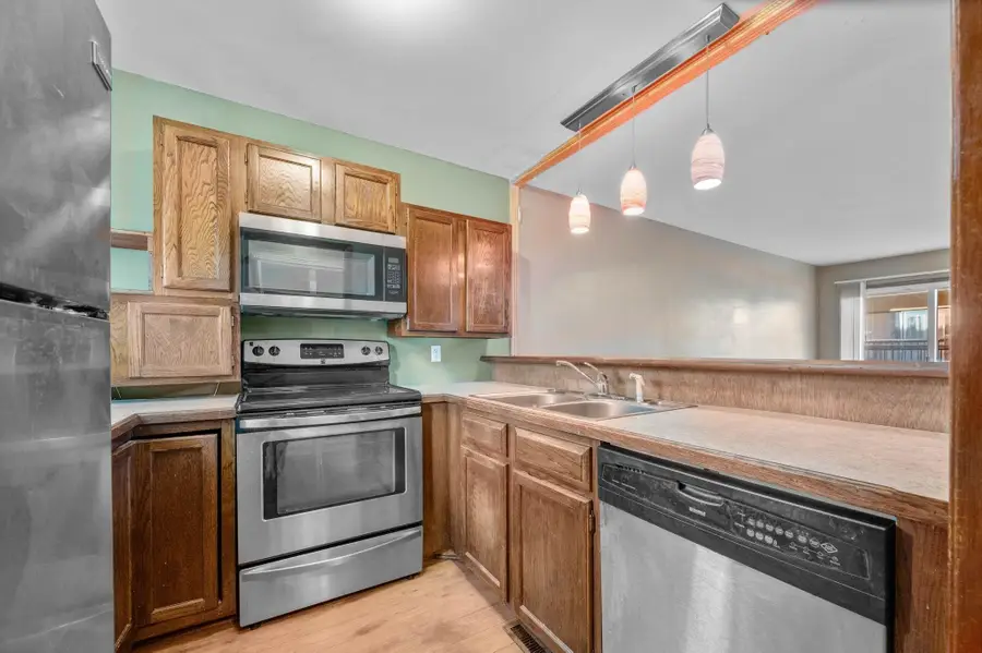 2405 S Capri, Wichita, KS 67210 - Image #2