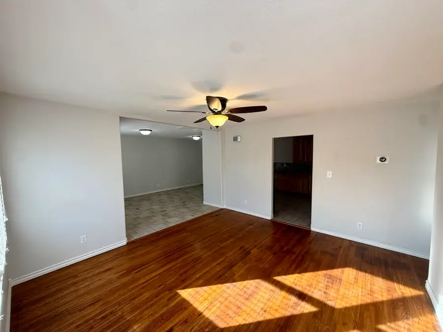 542 W 47th St. S, Wichita, KS 67217-4838 - Image #2