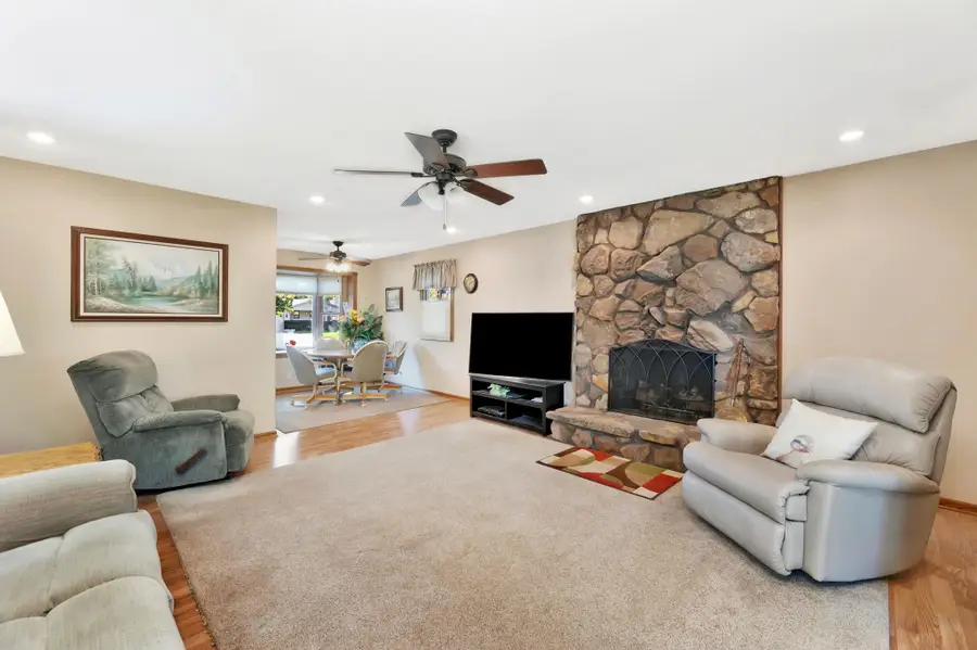 11112 W Taylor Cir, Wichita, KS 67212 - Image #2