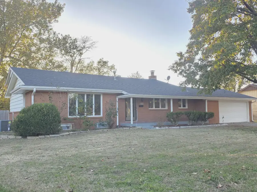 3015 W River Park Dr, Wichita, KS 67203 - Image #3