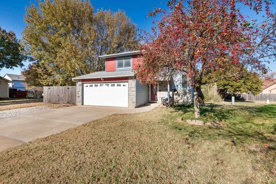 2702 Rainier Circle, Wichita, KS 67215 - Image #2
