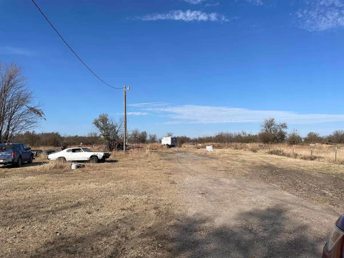 538 E 40th Ave N, Wellington, KS 67152 - Image #1