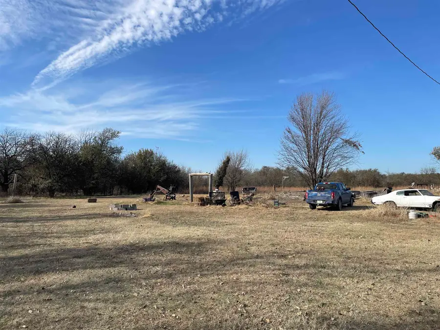 538 E 40th Ave N, Wellington, KS 67152 - Image #2