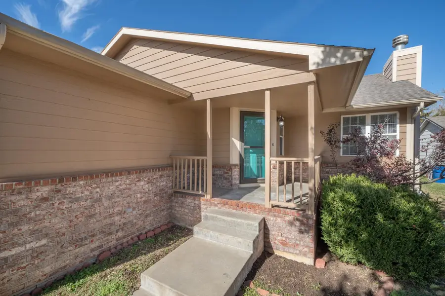 12110 E Laguna St, Wichita, KS 67207 - Image #2