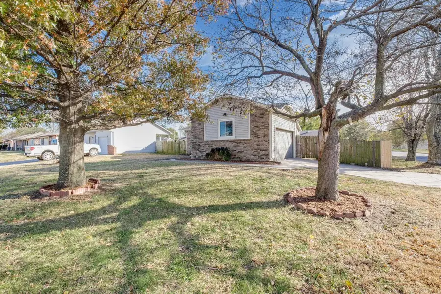 4108 S Laura St, Wichita, KS 67216 - Image #2