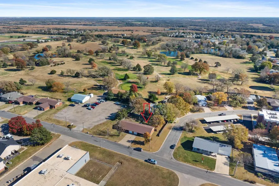 1600 Fairway Dr, Augusta, KS 67010 - Image #3