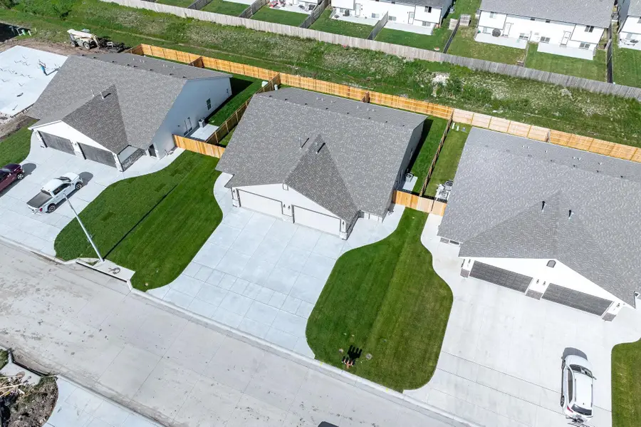 9131 E Chris Ct, Wichita, KS 67226 - Image #2