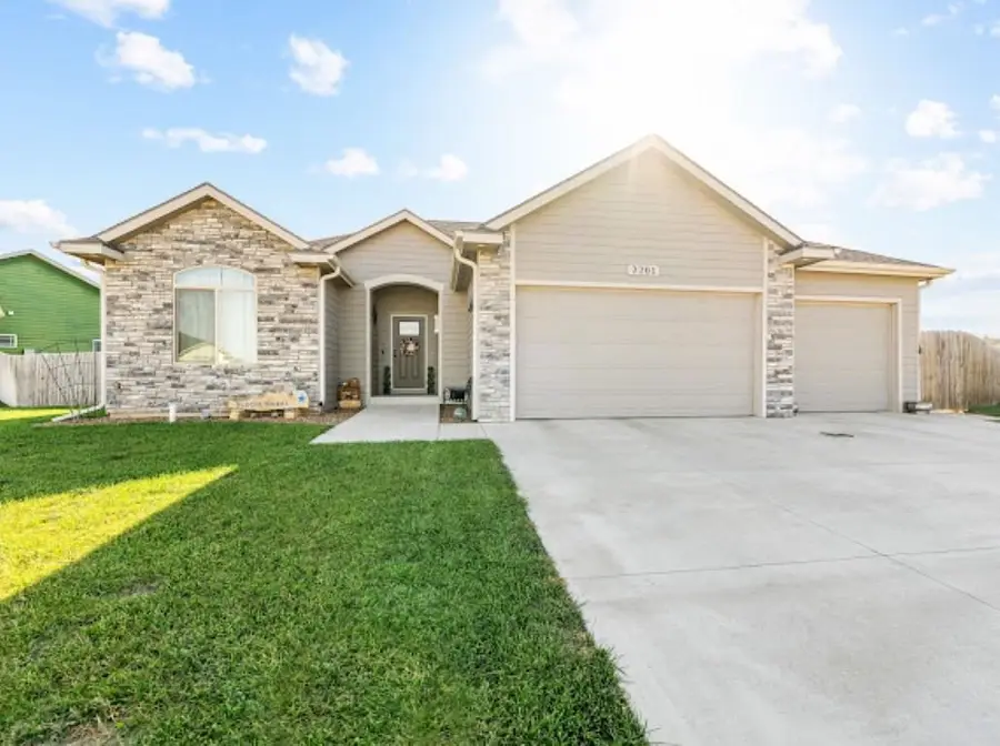 2201 River Trail Rd., Salina, KS 67401 - Image #3