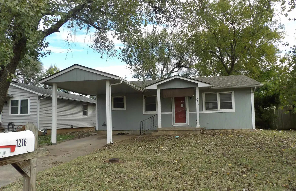 1216 Spencer Dr, Augusta, KS 67010 - Image #1