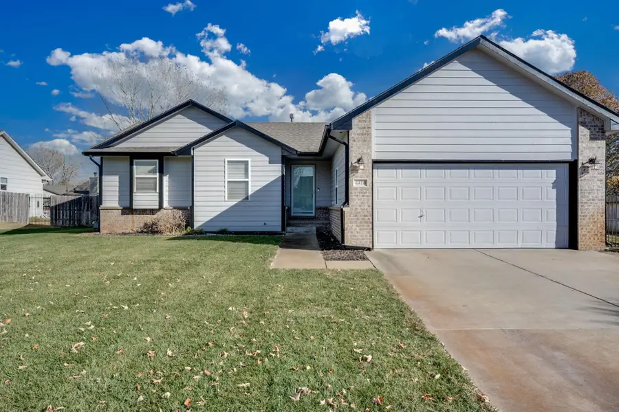 4410 S Saint Paul Cir, Wichita, KS 67217 - Image #2