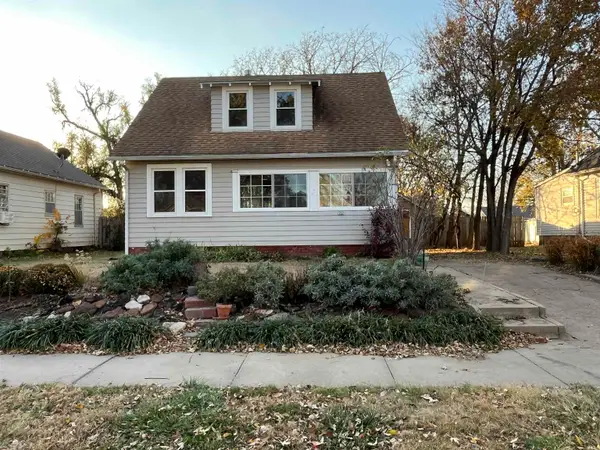 712 Custer St, Salina, KS 67401