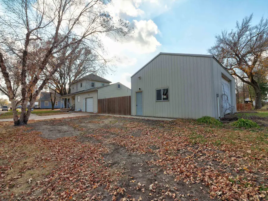 200 W Thornton St, Moundridge, KS 67107 - Image #3