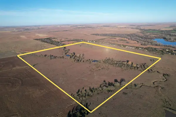 1888 Kiowa Rd, Minneapolis, KS 67467