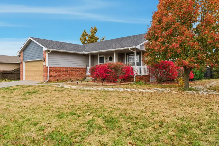 230 Sutton Dr, Newton, KS 67114 - Image #3