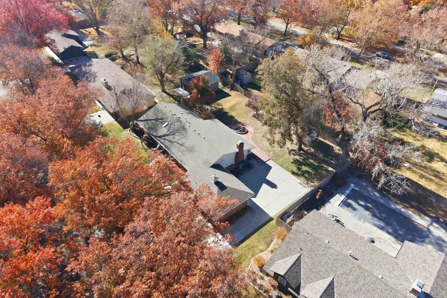 547 N Mission Rd, Wichita, KS 67206 - Image #2