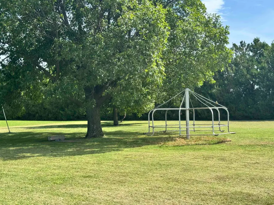 1332 100th, Peabody, KS 66866 - Image #3