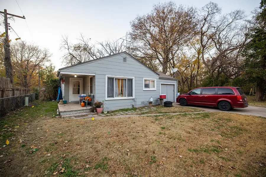 3001 E Timberlane, Wichita, KS 67216 - Image #2