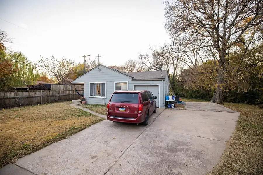 3001 E Timberlane, Wichita, KS 67216 - Image #3