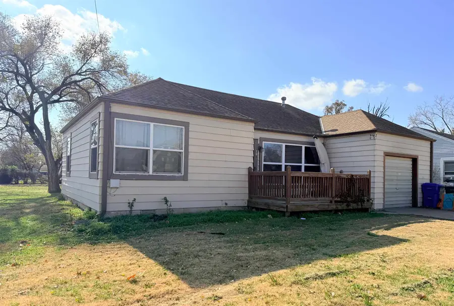701 W Grand, Hillsboro, KS 67063 - Image #2