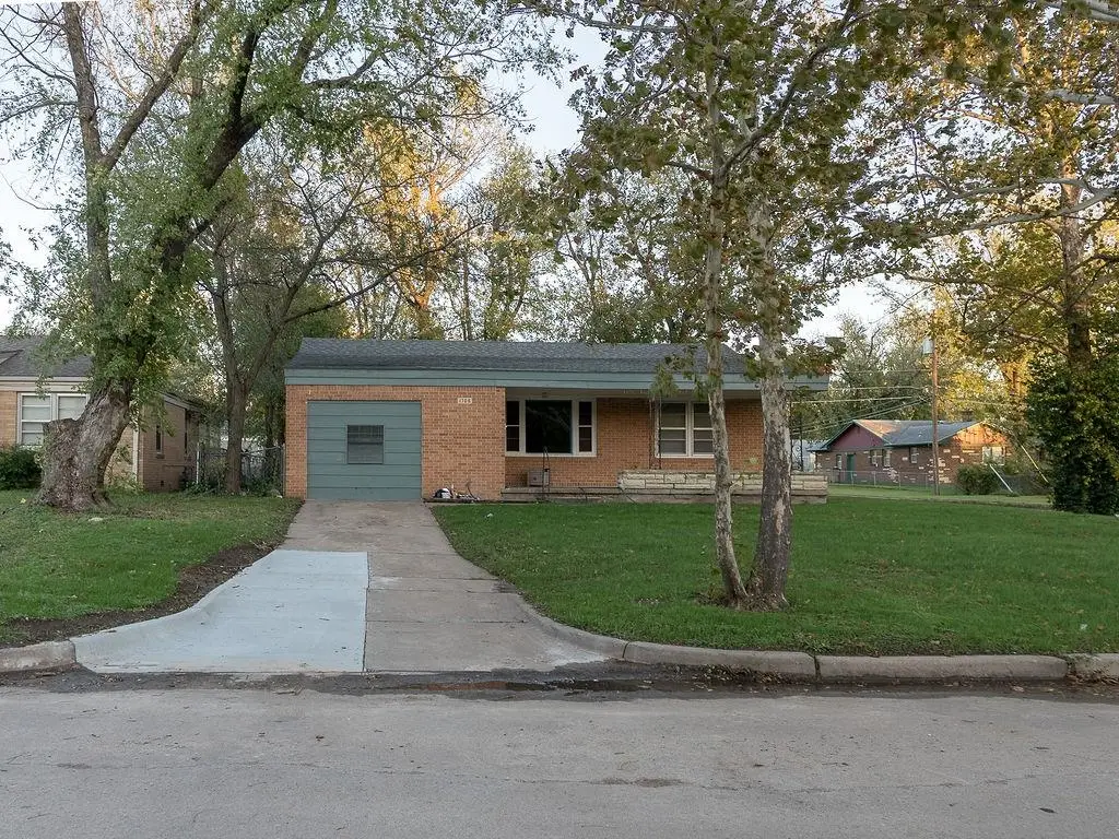 1708 S Fabrique, Wichita, KS 67218 - Image #1