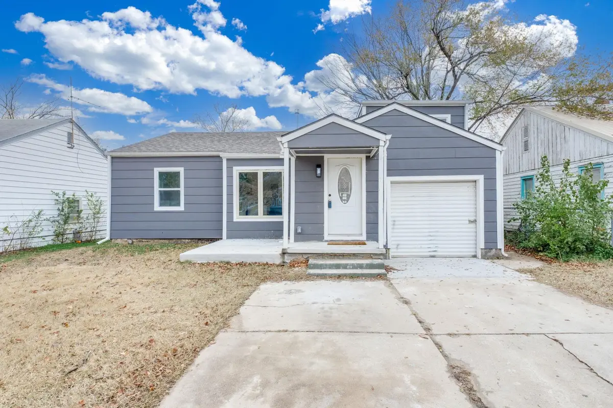 619 N Battin Ave, Wichita, KS 67208 - Image #1