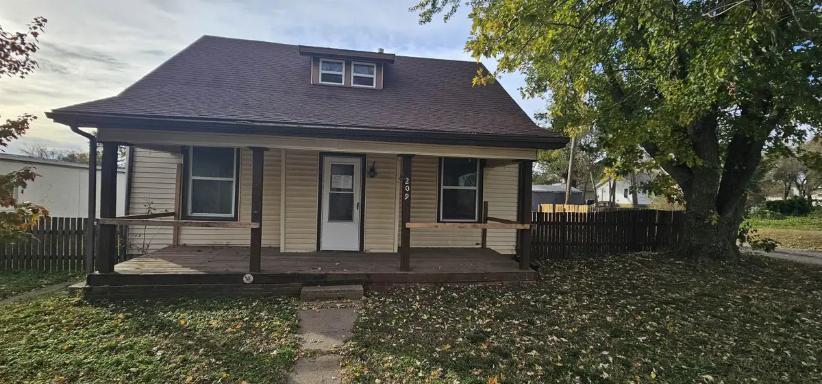 209 W Carr Ave., El Dorado, KS 67042 - Image #1