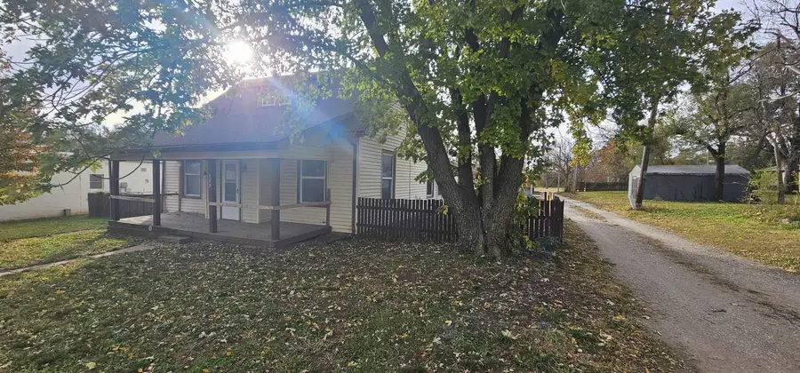 209 W Carr Ave., El Dorado, KS 67042 - Image #2