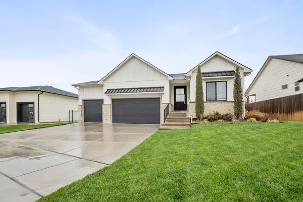 5837 N Edwards Ct, Wichita, KS 67204-5474