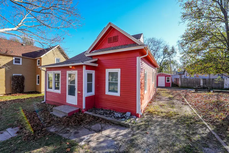 219 W Olive Ave, El Dorado, KS 67042 - Image #2