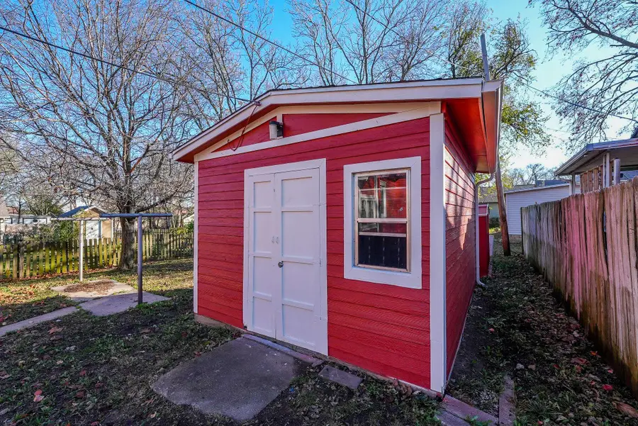 219 W Olive Ave, El Dorado, KS 67042 - Image #3