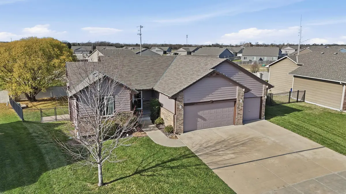 1717 E Aster St, Andover, KS 67002 - Image #1