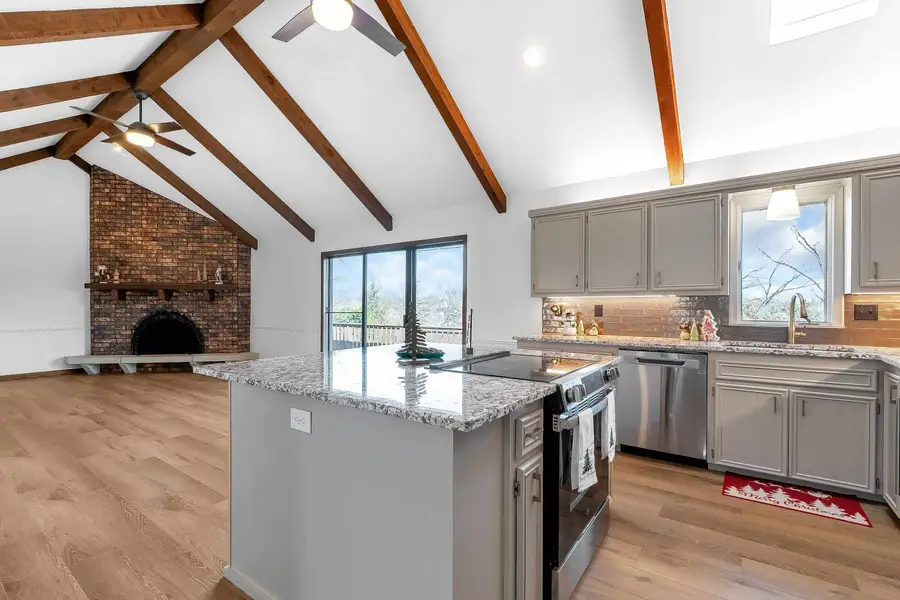 1508 S Robin Ridge Cir, Wichita, KS 67230 - Image #3