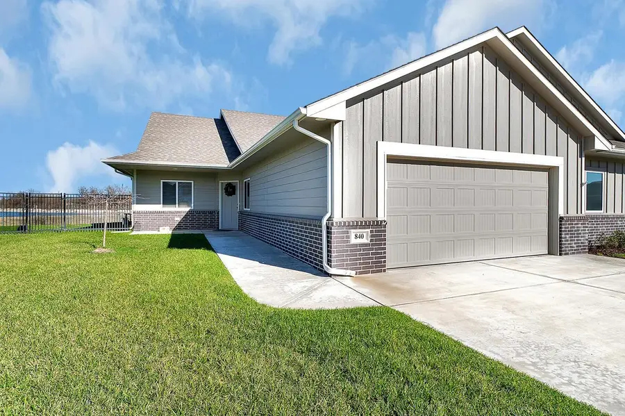 840 E Sunset St, Goddard, KS 67052 - Image #2