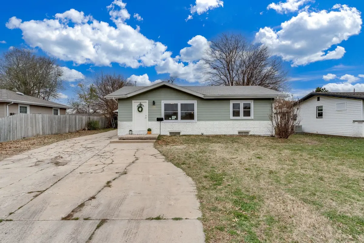 816 W Savannah St, Wichita, KS 67217 - Image #1