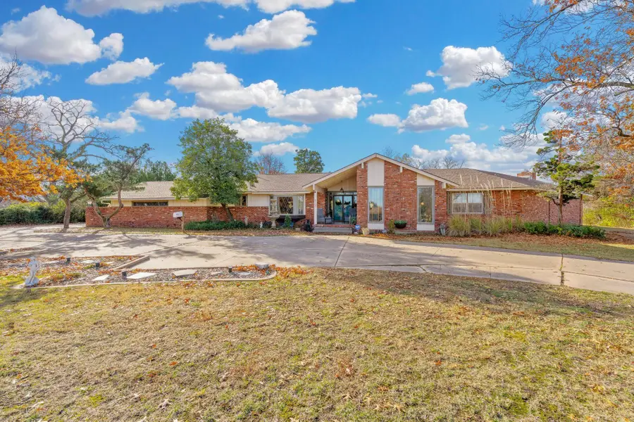 4703 Looman St, Wichita, KS 67220 - Image #2