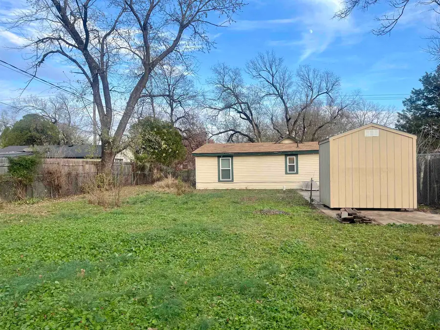 507 S Sheridan St, Wichita, KS 67213 - Image #2