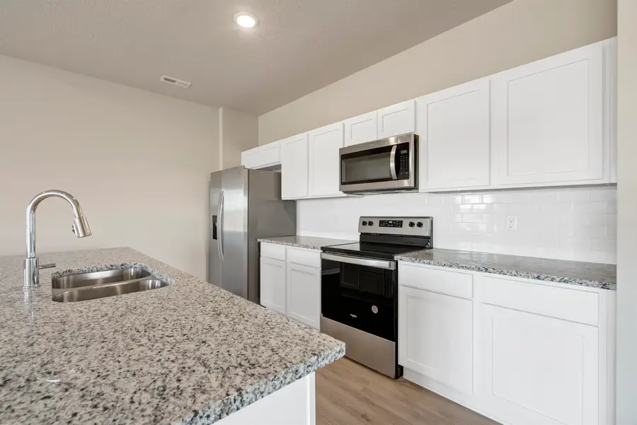 2824 S Maize Ct, Wichita, KS 67215 - Image #3