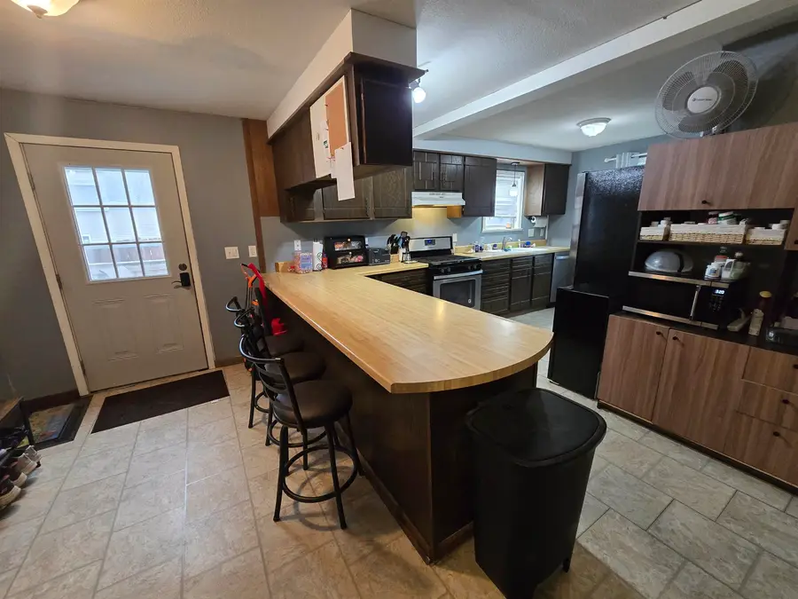 301 S Freeborn St, Marion, KS 66861-1211 - Image #3