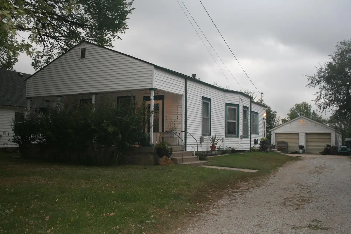 2718 W Irving, Wichita, KS 67213 - Image #1