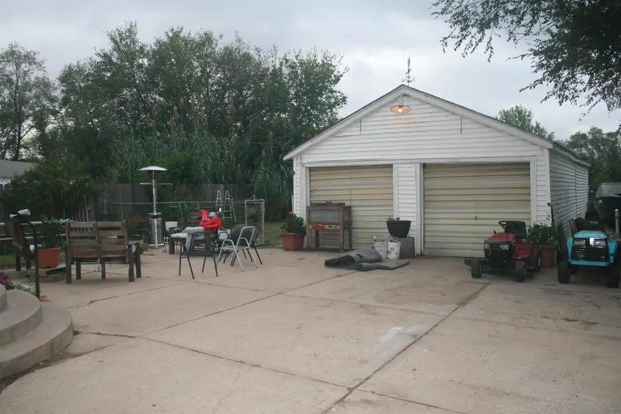 2718 W Irving, Wichita, KS 67213 - Image #2