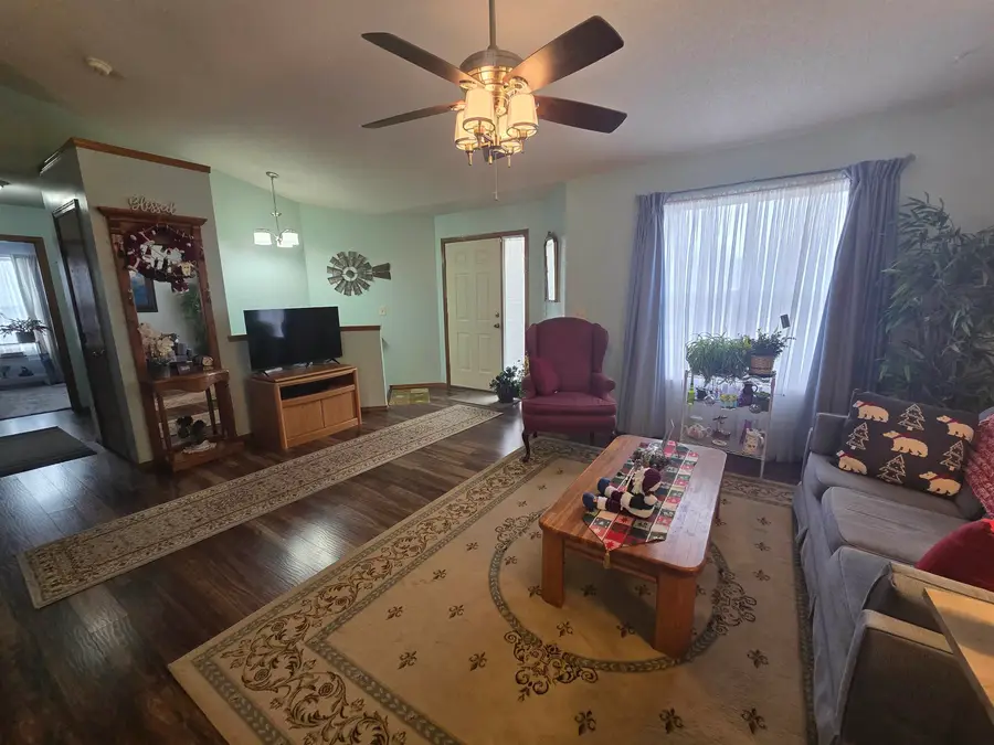 2116 Kingsley St, Newton, KS 67114 - Image #2