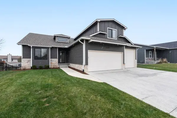 1339 S Rocky Creek Rd, Wichita, KS 67230