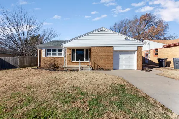 1209 Allison, Newton, KS 67114